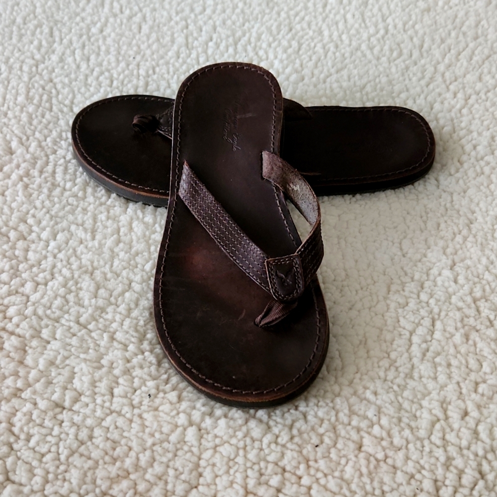 American Eagle Outfitters women's flip-flops